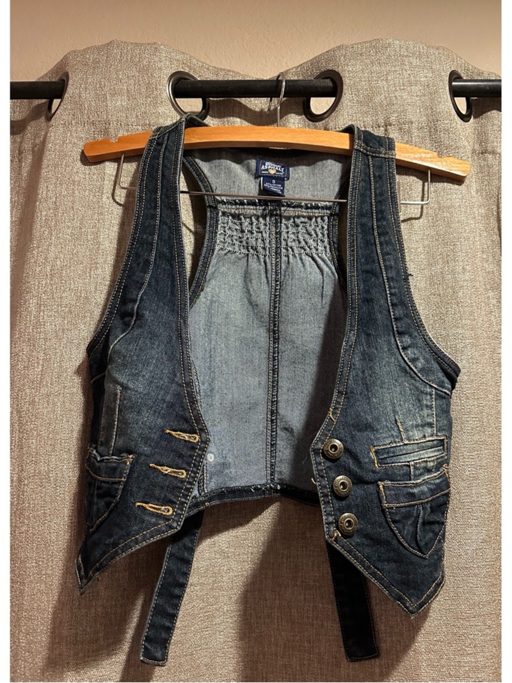 Good Condition Blue Asphalt Cropped Dark Blue Denim Vest with Button Accents